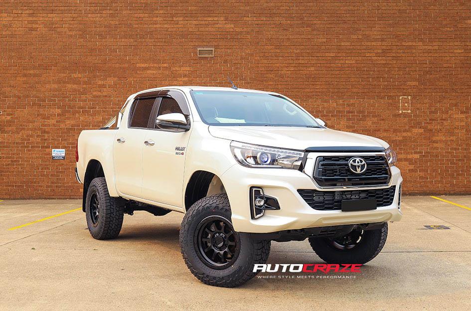 TOYOTA HILUX N80 4WD RG3 SATIN BLACK